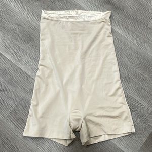 Love your Assets High Waist Shaper- Size XL